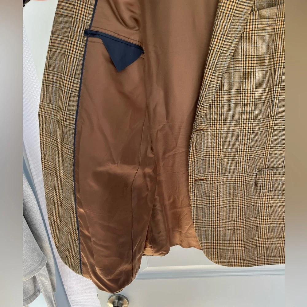 Men’s Brooks Brothers 1818 Madison fit sport coat - Picture 5 of 12